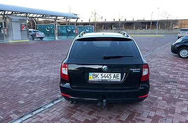 Універсал Skoda Superb 2011 в 