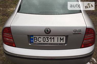 Седан Skoda Superb 2005 в 