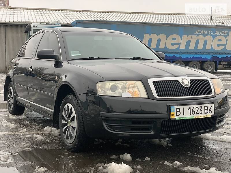 Седан Skoda Superb 2006 в Горішніх Плавнях