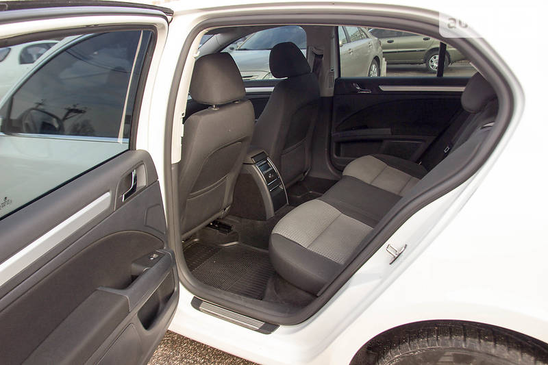 Седан Skoda Superb 2012 в Запоріжжі