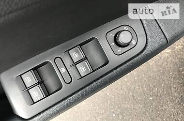 Універсал Skoda Superb 2011 в 