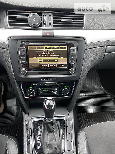 Універсал Skoda Superb 2013 в Києві