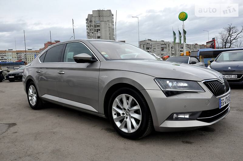 Седан Skoda Superb 2017 в Львові фото 10 Седан Skoda Superb 2017 в Львові