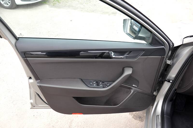 Седан Skoda Superb 2017 в Львові фото 33 Седан Skoda Superb 2017 в Львові