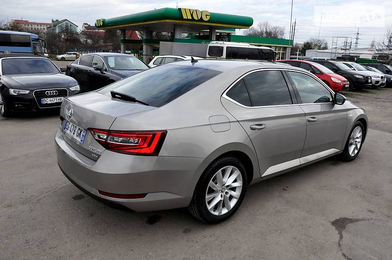 Седан Skoda Superb 2017 в Львові фото 15 Седан Skoda Superb 2017 в Львові