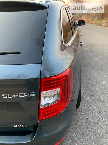 Універсал Skoda Superb 2013 в Львові