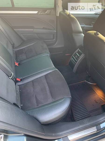 Універсал Skoda Superb 2013 в Львові