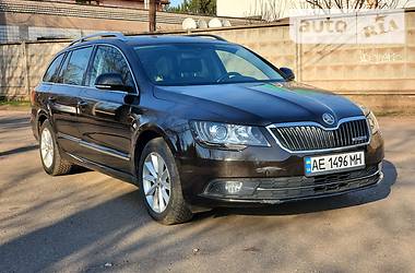 Универсал Skoda Superb 2014 в Кривом Роге