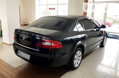 Седан Skoda Superb 2013 в Хмельницком