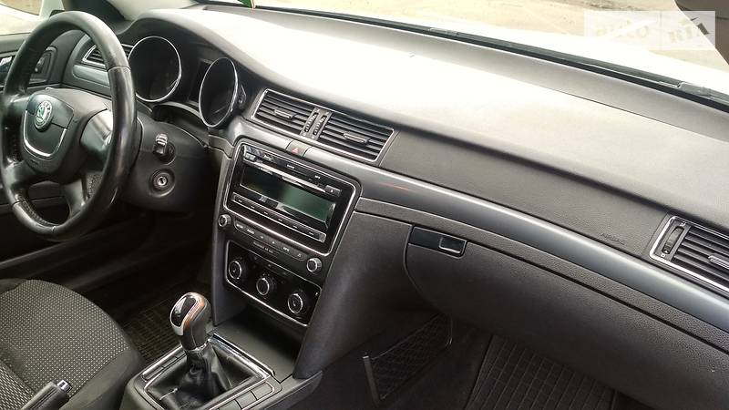 Універсал Skoda Superb 2011 в Чернігові фото 2 Універсал Skoda Superb 2011 в Чернігові