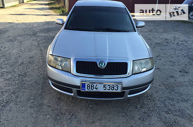 Седан Skoda Superb 2006 в Тячеве