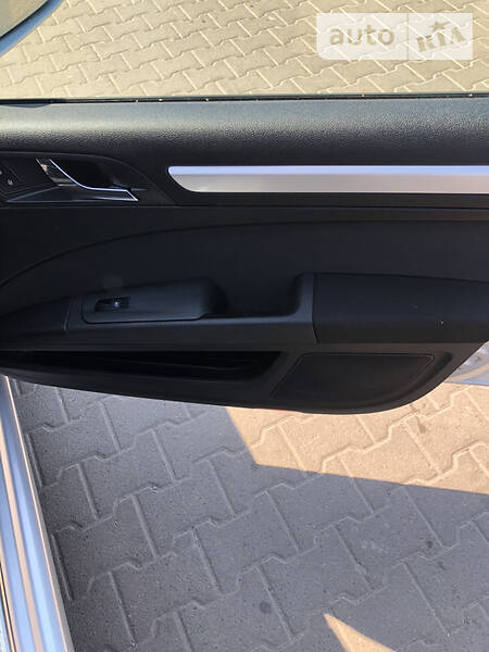 Універсал Skoda Superb 2010 в Житомирі