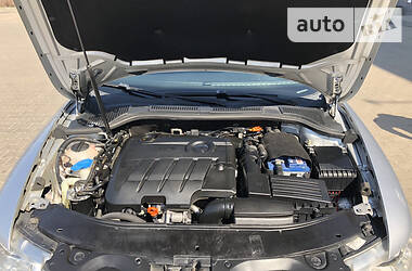 Універсал Skoda Superb 2010 в 