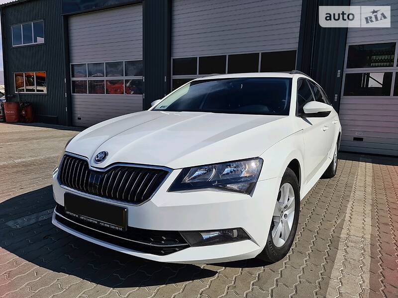 Універсал Skoda Superb 2016 в Мукачевому
