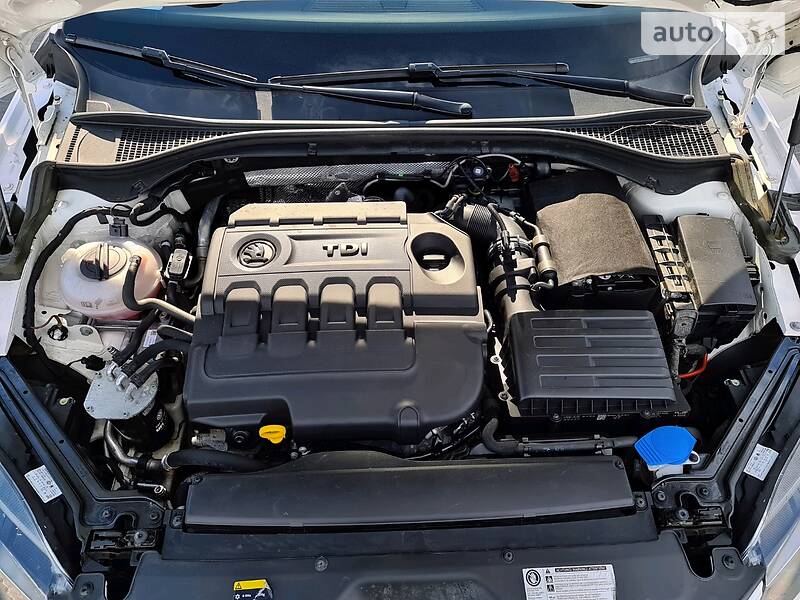 Універсал Skoda Superb 2016 в Мукачевому