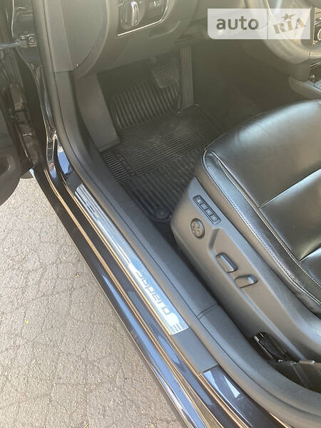 Седан Skoda Superb 2010 в Кривому Розі