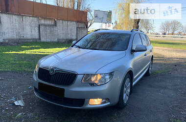 Універсал Skoda Superb 2010 в 