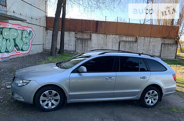 Універсал Skoda Superb 2010 в 
