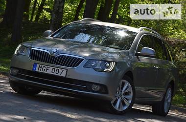 Універсал Skoda Superb 2015 в 