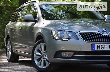 Універсал Skoda Superb 2015 в 