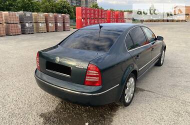 Седан Skoda Superb 2006 в Нікополі