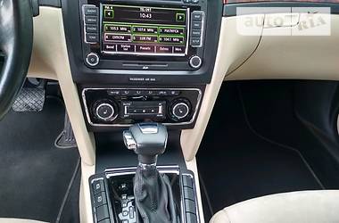 Седан Skoda Superb 2010 в 