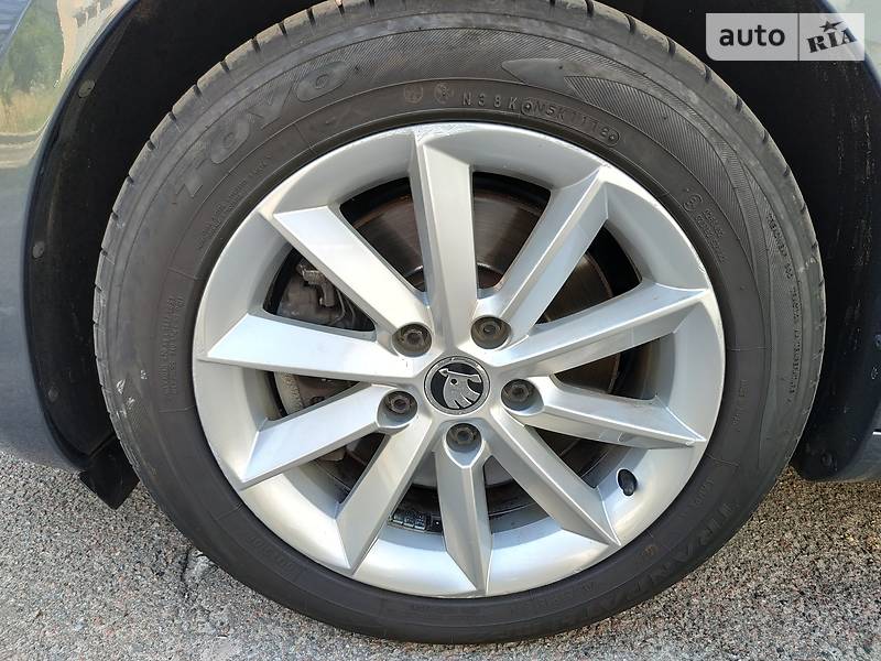 Універсал Skoda Superb 2015 в Києві