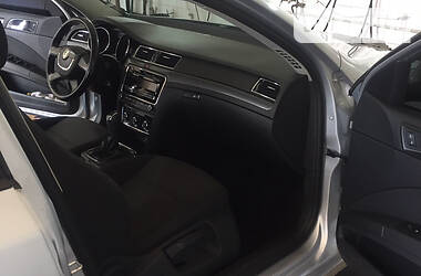 Універсал Skoda Superb 2010 в 