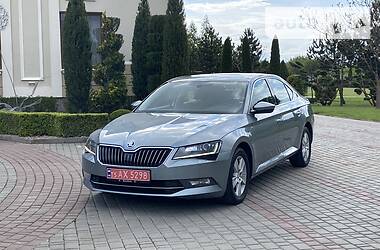 Хэтчбек Skoda Superb 2017 в Луцке