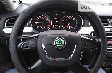 Універсал Skoda Superb 2011 в Житомирі