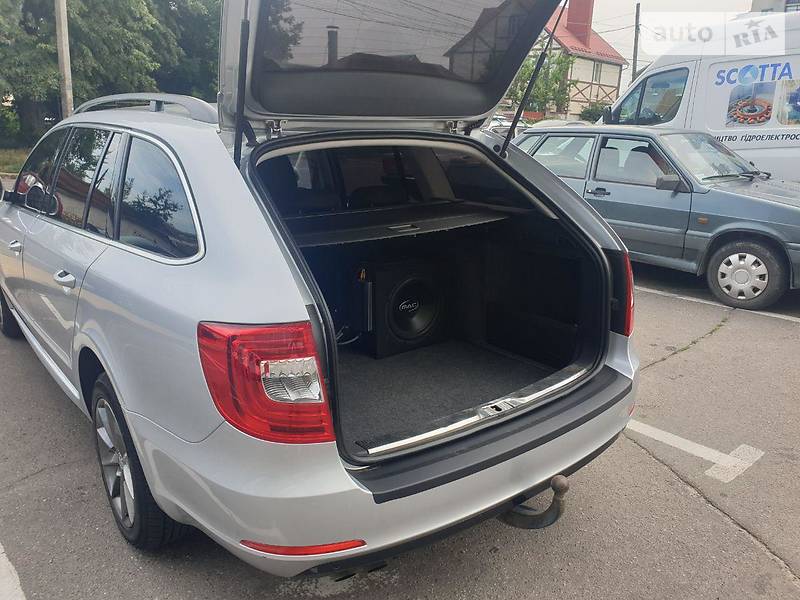 Універсал Skoda Superb 2013 в Вінниці