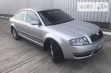 Седан Skoda Superb 2006 в Черновцах