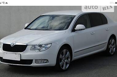 Седан Skoda Superb 2010 в Збаражі