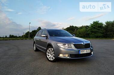 Універсал Skoda Superb 2010 в 