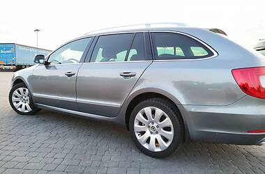 Універсал Skoda Superb 2010 в 