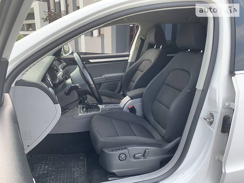 Універсал Skoda Superb 2013 в Стрию