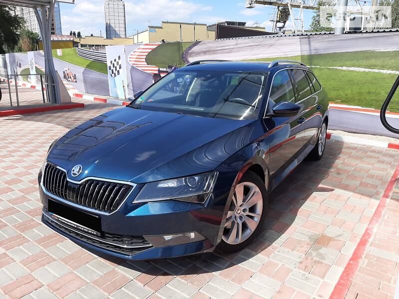 Універсал Skoda Superb 2016 в 