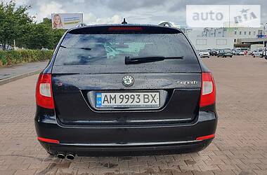 Универсал Skoda Superb 2011 в Житомире