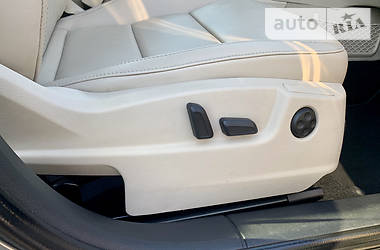 Седан Skoda Superb 2015 в 
