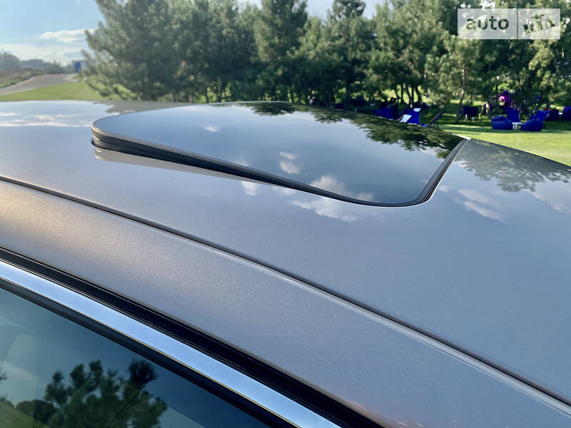Седан Skoda Superb 2015 в Днепре