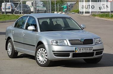 Седан Skoda Superb 2008 в Днепре