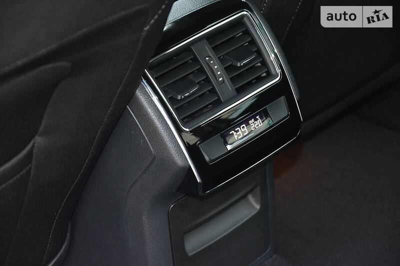 Універсал Skoda Superb 2017 в Луцьку