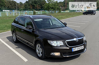Універсал Skoda Superb 2012 в 