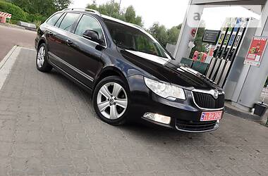 Универсал Skoda Superb 2011 в Дрогобыче