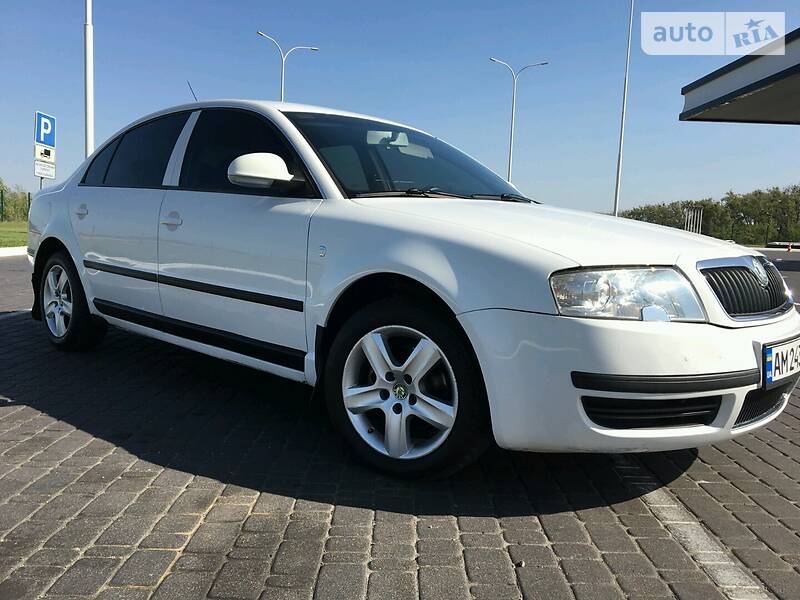 Седан Skoda Superb 2007 в Житомире