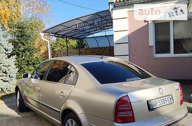 Седан Skoda Superb 2006 в Мелитополе