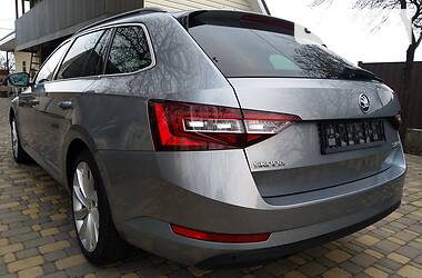 Универсал Skoda Superb 2016 в Киеве