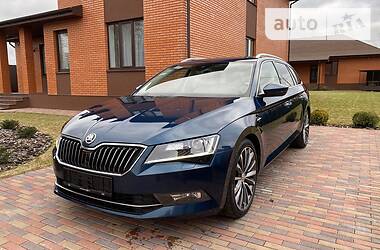 Универсал Skoda Superb 2016 в Киеве