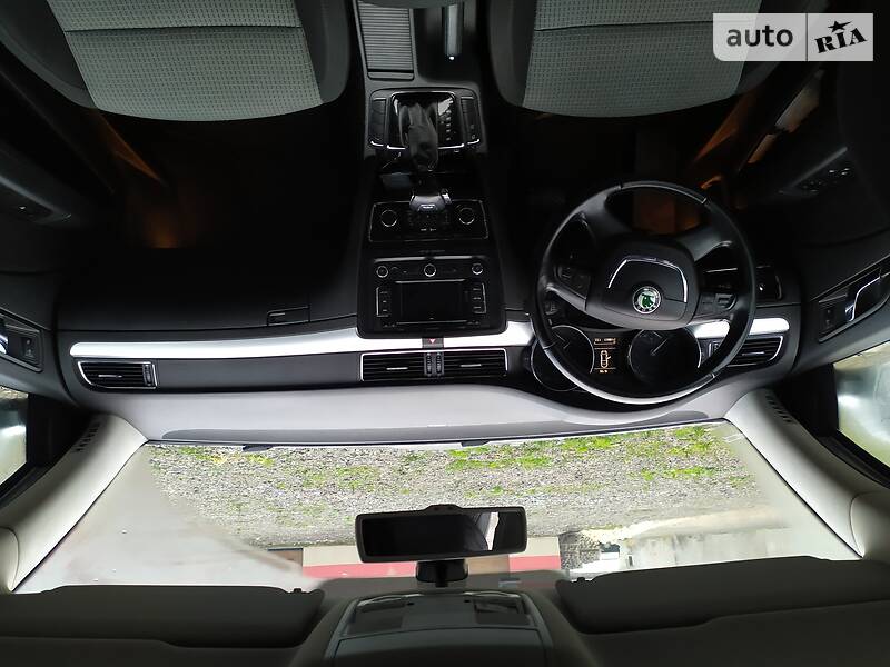 Хэтчбек Skoda Superb 2012 в Кременце