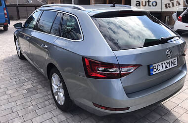 Универсал Skoda Superb 2016 в Мостиске